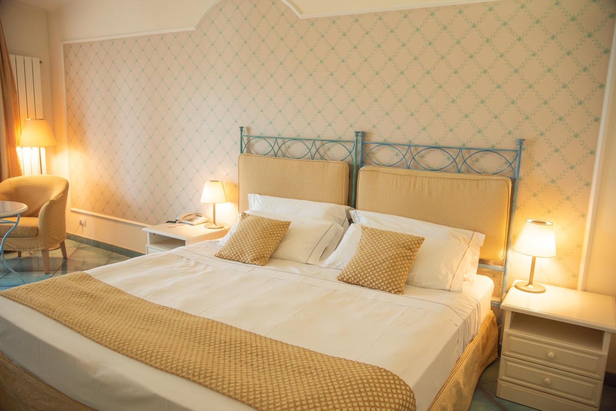 Hotel Santa Gilla Капотерра Екстер'єр фото